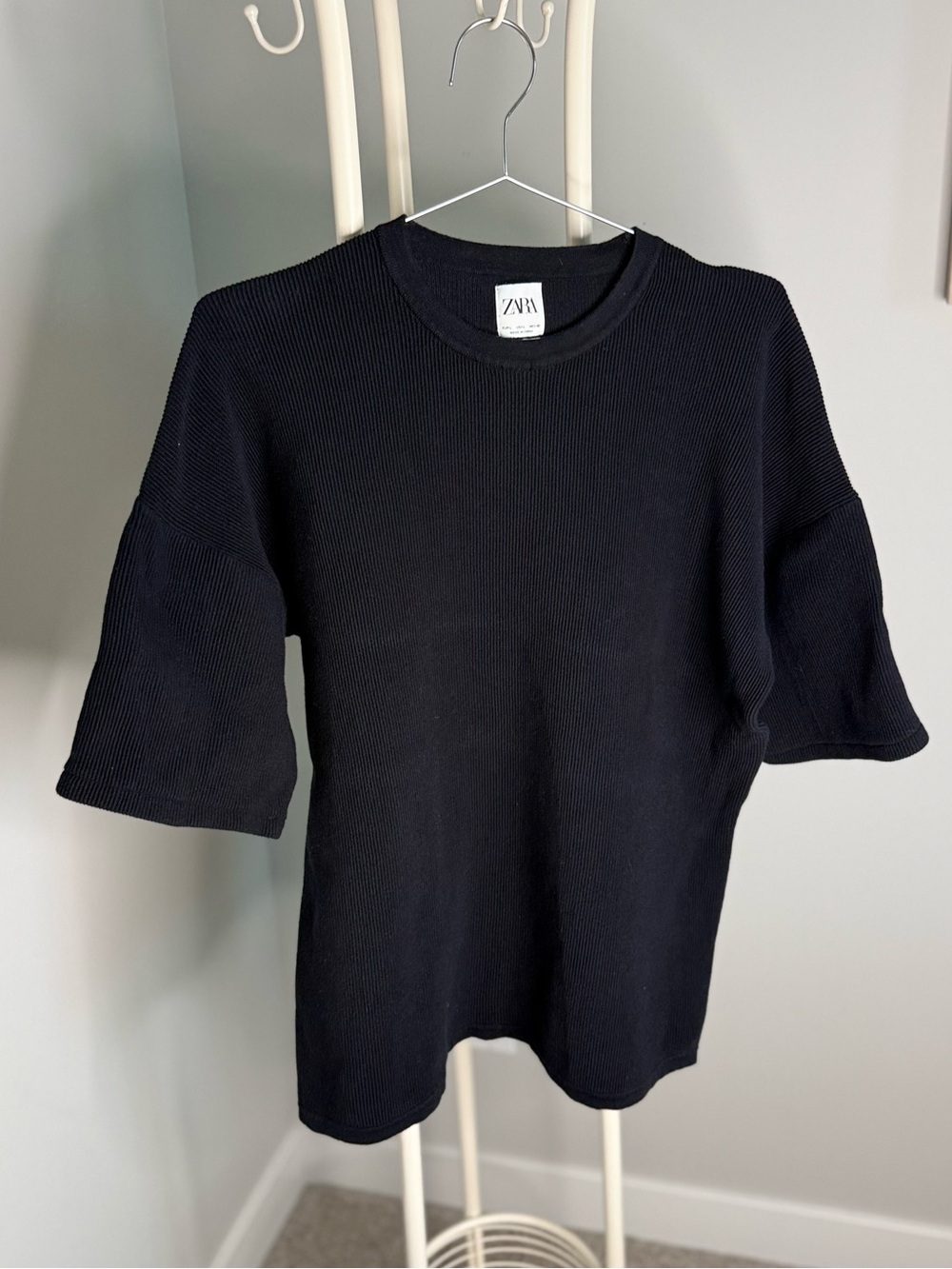 ZARA Black Ribbed Crewneck Short-Sleeve Sweater
